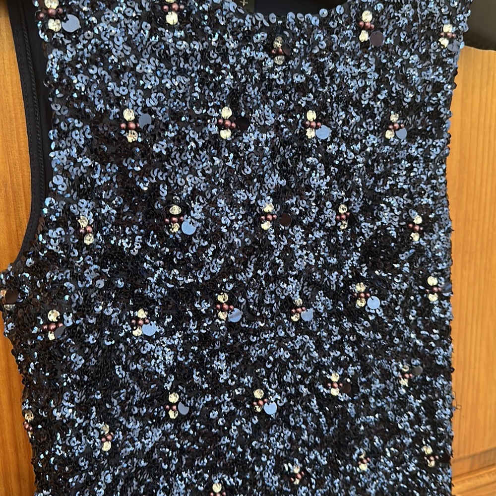 Express sequin top - Picture 2 of 4